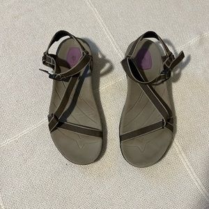 Teva, adjustable strap sport sandals